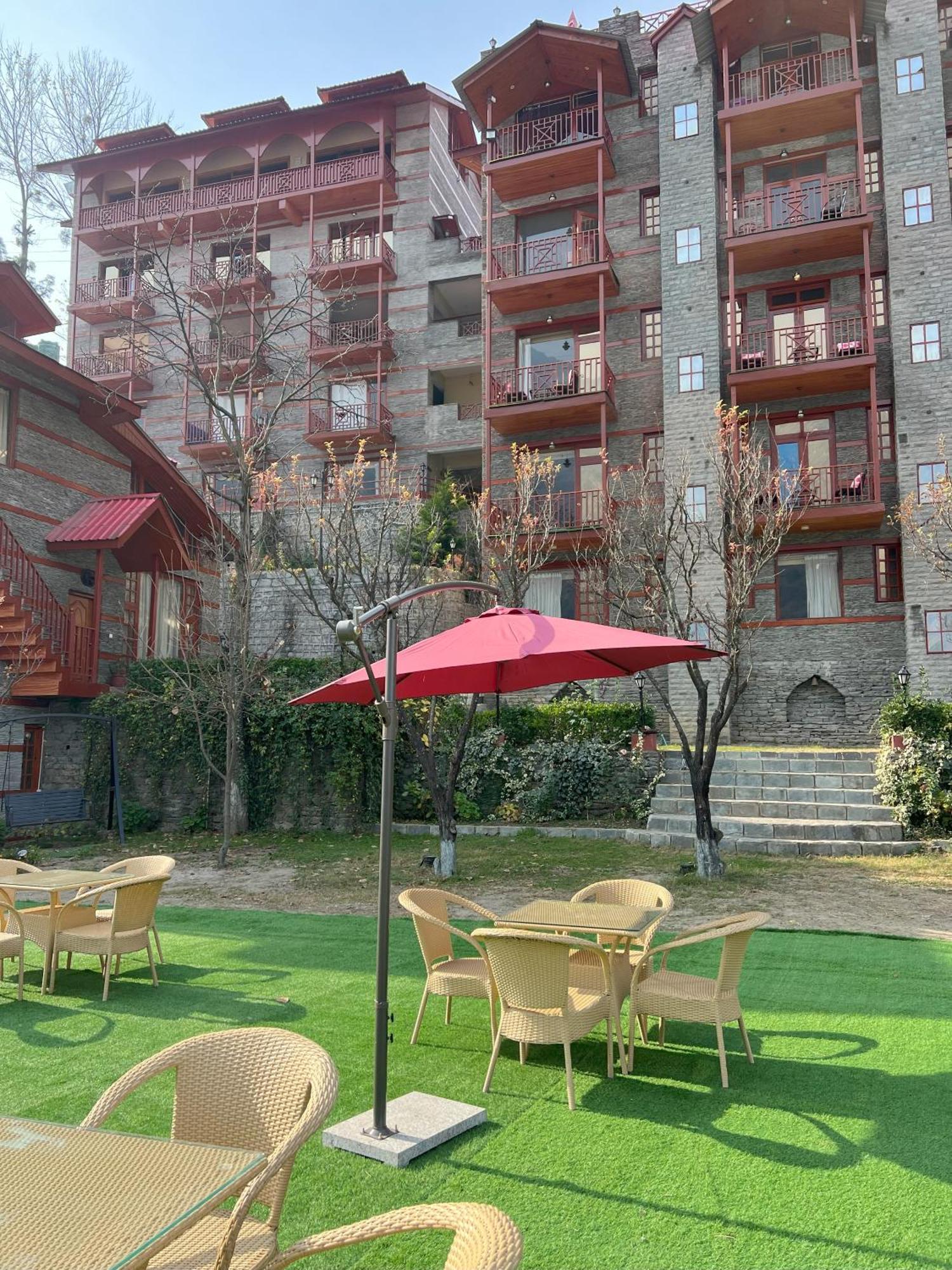 Regenta Inn By Riverside Manali Exterior photo