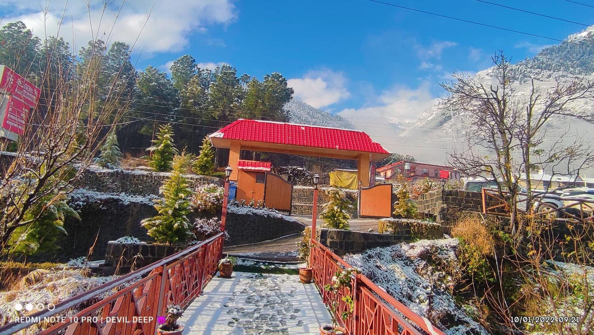 Regenta Inn By Riverside Manali Exterior photo