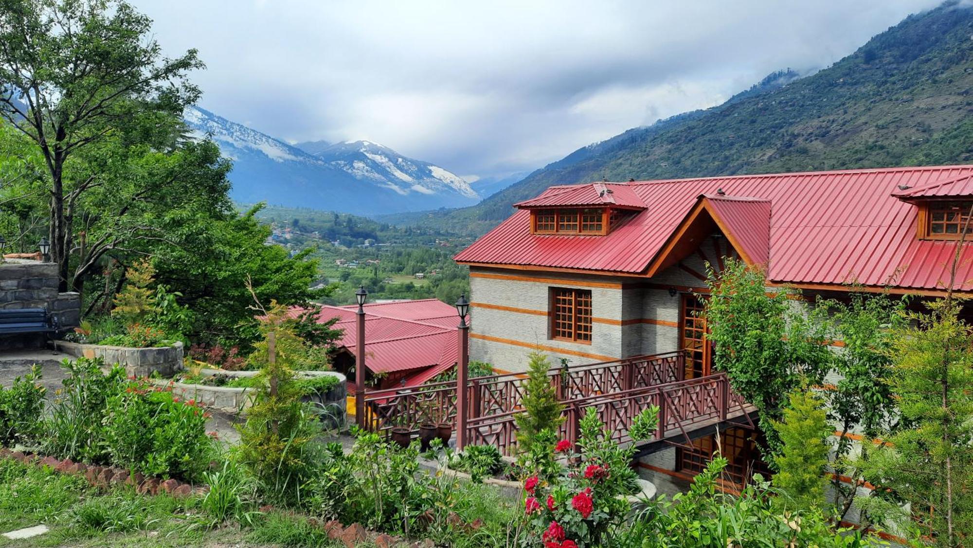 Regenta Inn By Riverside Manali Exterior photo